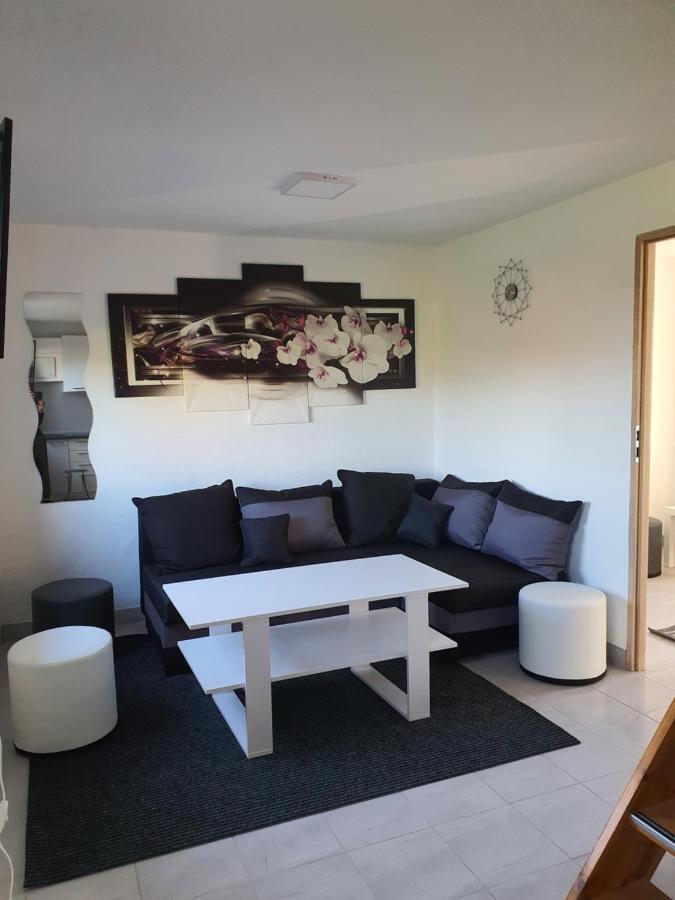 Zakatek W Zaciszu Villa Ustka Exteriör bild